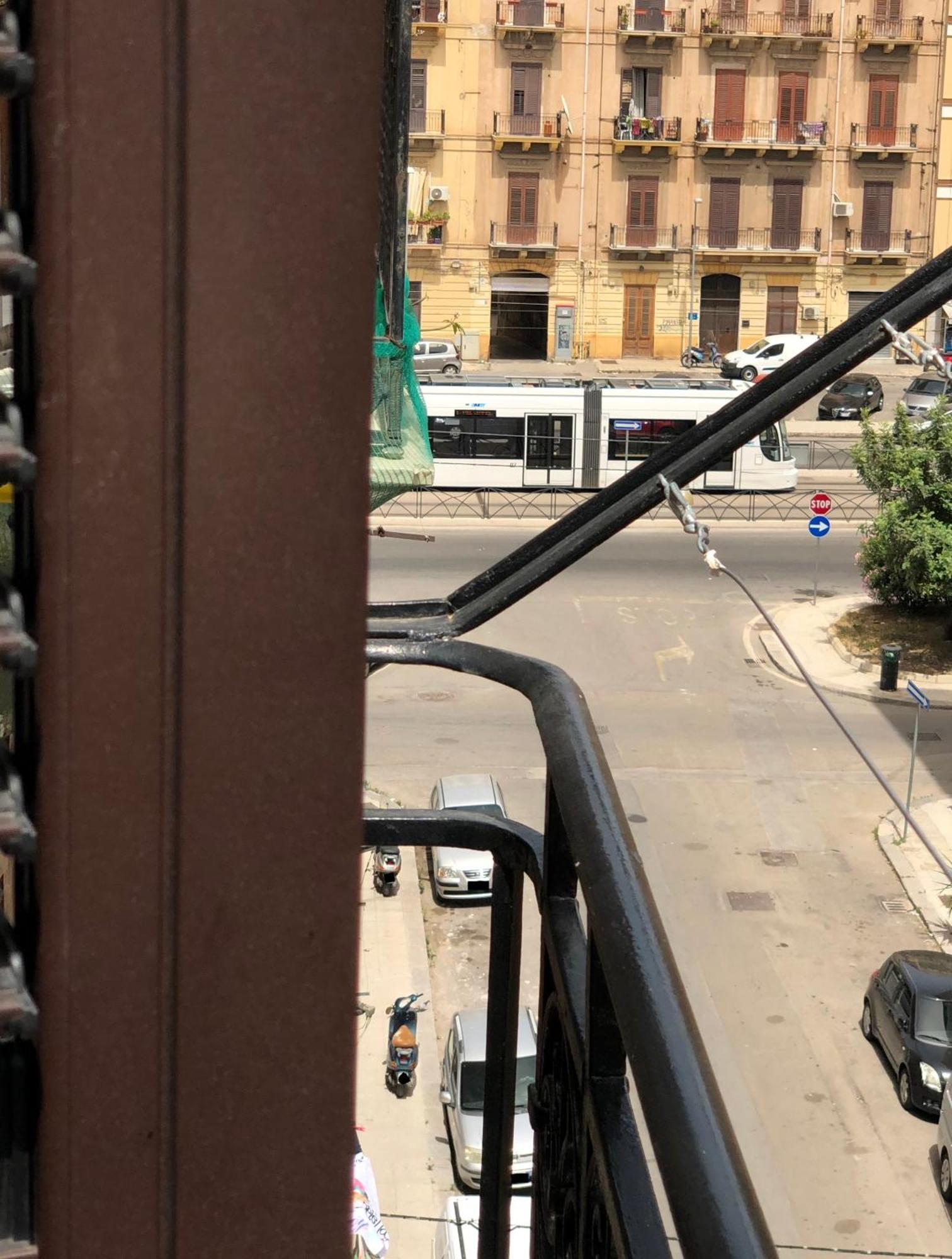 شقة Siandri House باليرمو المظهر الخارجي الصورة